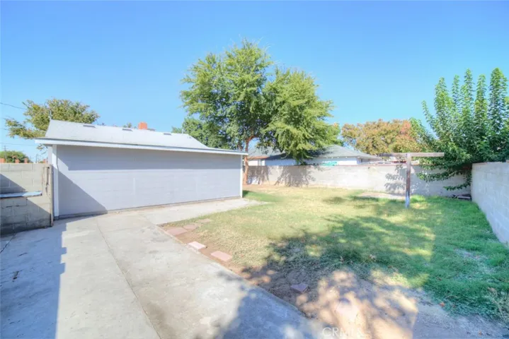 604 N Sierra Vista Avenue, Fresno, California 93702