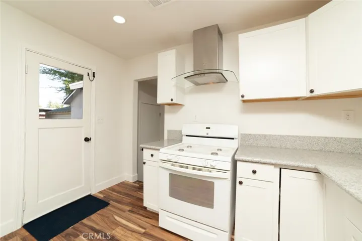 604 N Sierra Vista Avenue, Fresno, California 93702