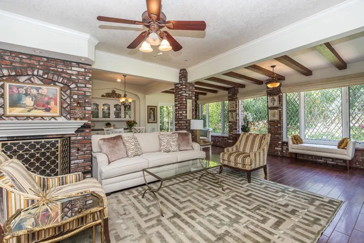15529 Saddleback Rd Santa-large-018-18-S