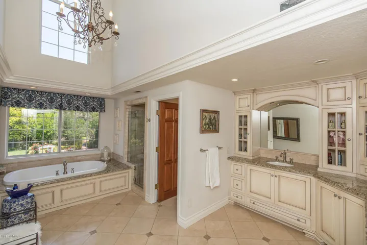 15529 Saddleback Rd Santa-large-032-14-S
