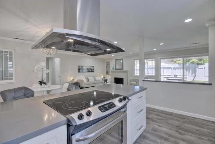 1297 Chesbro Way, Gilroy, California 95020
