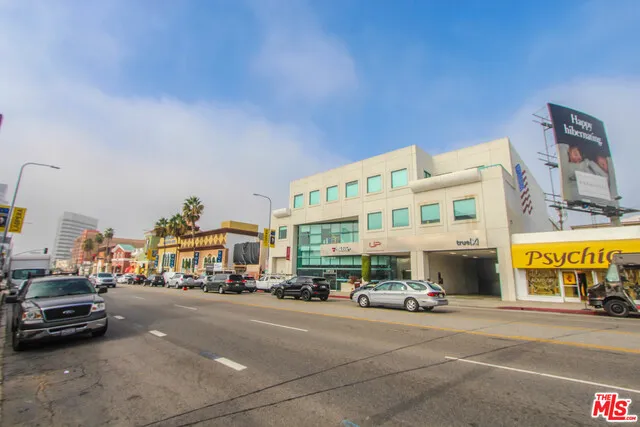 1225 Armacost Avenue 103, Los Angeles, California 90025