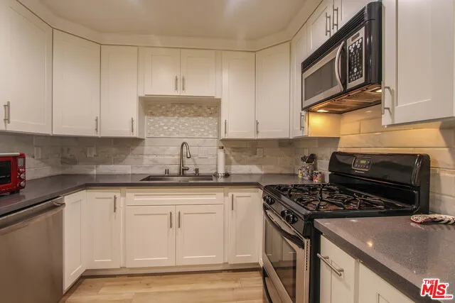 1225 Armacost Avenue 103, Los Angeles, California 90025