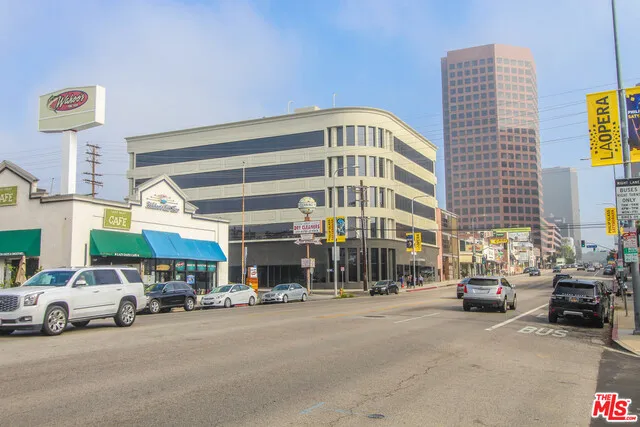 1225 Armacost Avenue 103, Los Angeles, California 90025