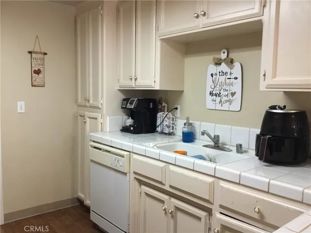 145 Countess Lane, Madera, California 93637