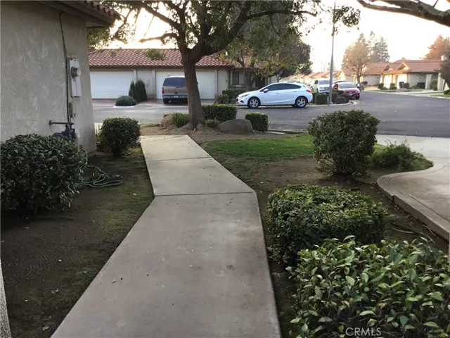 145 Countess Lane, Madera, California 93637