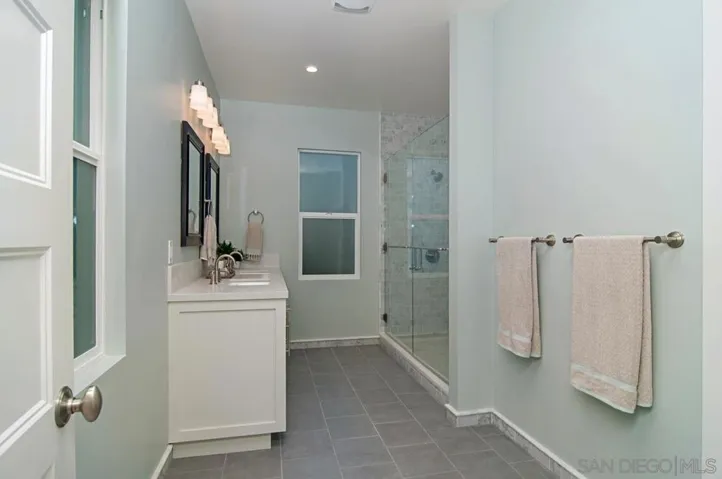 3983 Sequoia St, San Diego, California 92109