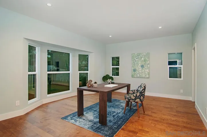 3983 Sequoia St, San Diego, California 92109
