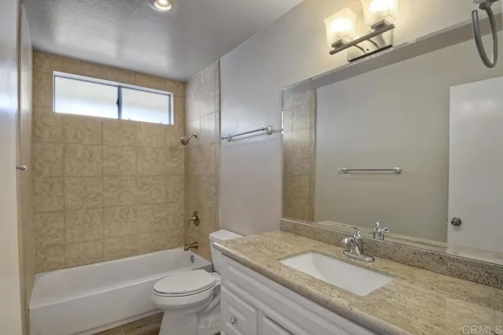 Upstairs hall bath, also upgraded!
