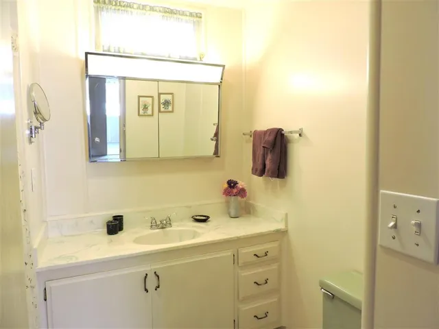 8975 Lawrence Welk Dr 124, Escondido, California 92026