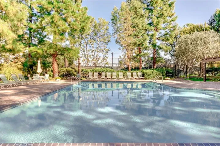 1268 Stonewood Court 25, San Pedro, California 90732