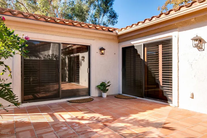 624 Indian Wells Ln-025-18-Patio-MLS_Siz