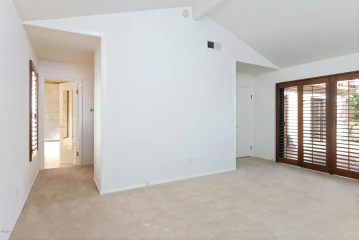 624 Indian Wells Ln-016-2-Master Bedroom