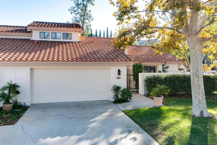 624 Indian Wells Ln-002-24-Front Exterio