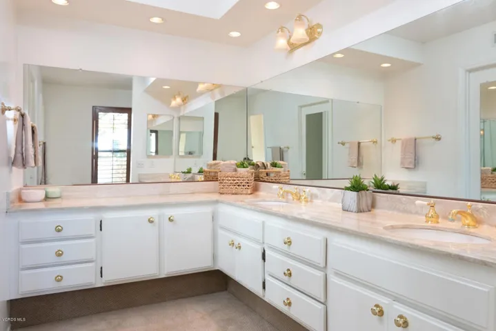624 Indian Wells Ln-017-5-Master Bath-ML