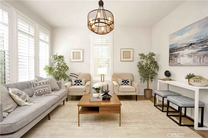 111 Tall Oak, Irvine, California 92603