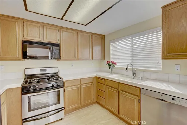 21212 Jasmines Way, Lake Forest, California 92630