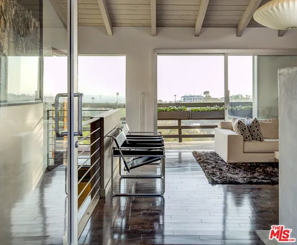 2637 Creston Drive, Los Angeles, California 90068
