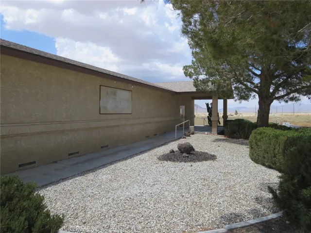 11112 Barstow Road, Lucerne Valley, California 92356
