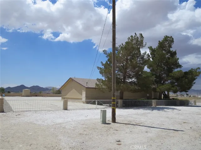 11112 Barstow Road, Lucerne Valley, California 92356