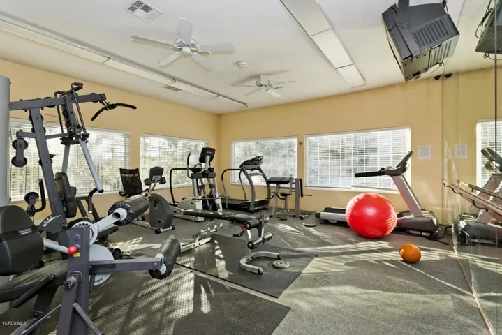 5824_oak_bend_ln_oak_park_ca-large-027-2