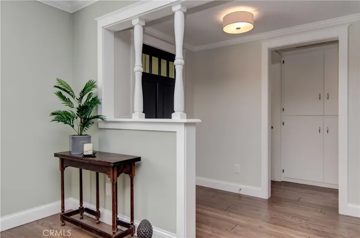 Separate entry foyer is a great place to greet friends or family.