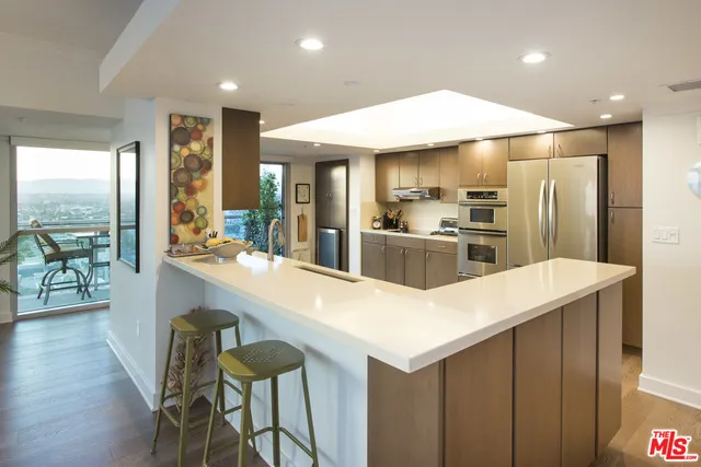 13700 Marina Pointe Drive 1505, Marina Del Rey, California 90292