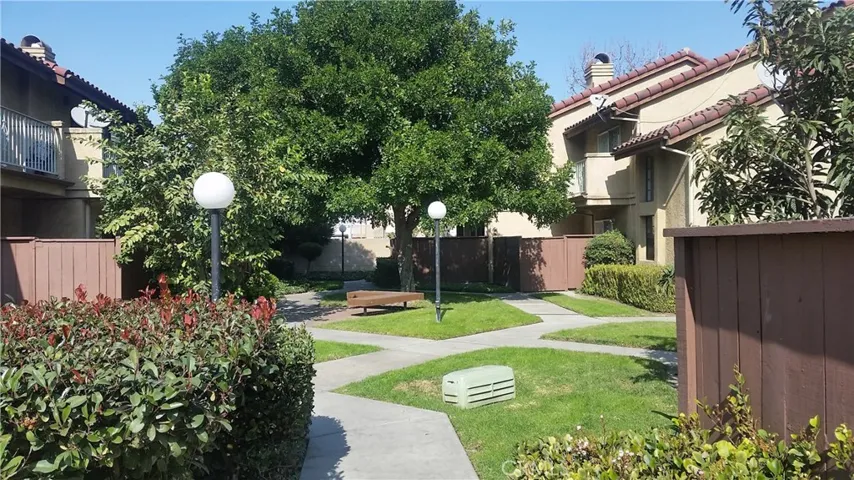 5939 Rugby Avenue G, Huntington Park, California 90255