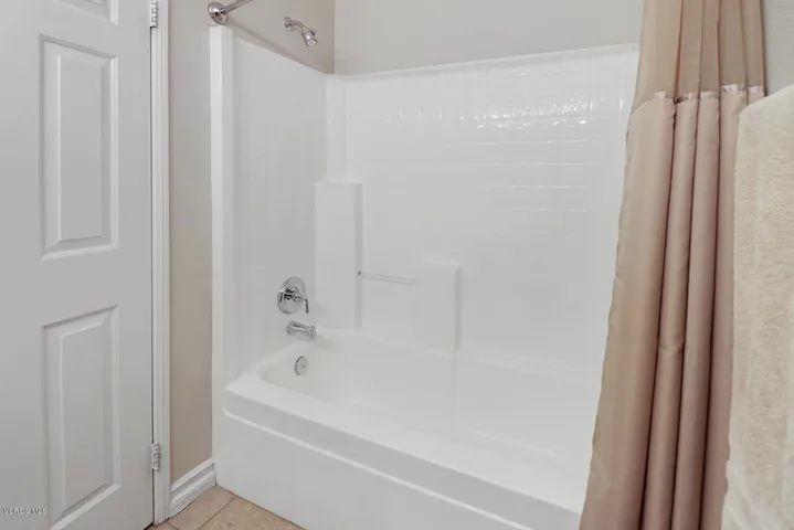 fGuest Bath2