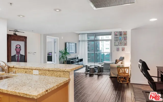 13700 Marina Pointe Drive 926, Marina Del Rey, California 90292