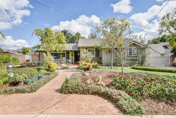 796 N Loraine Avenue, Glendora, California 91741