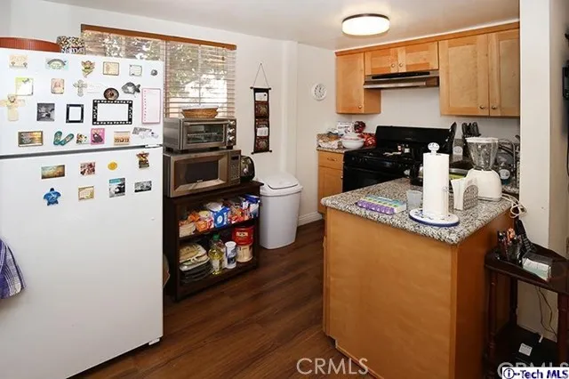 1030 N Parish Place, Burbank, California 91506