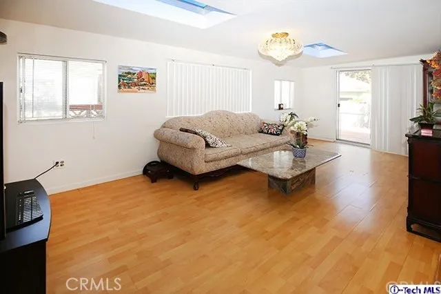 1030 N Parish Place, Burbank, California 91506