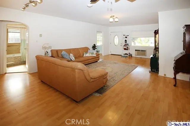 1030 N Parish Place, Burbank, California 91506