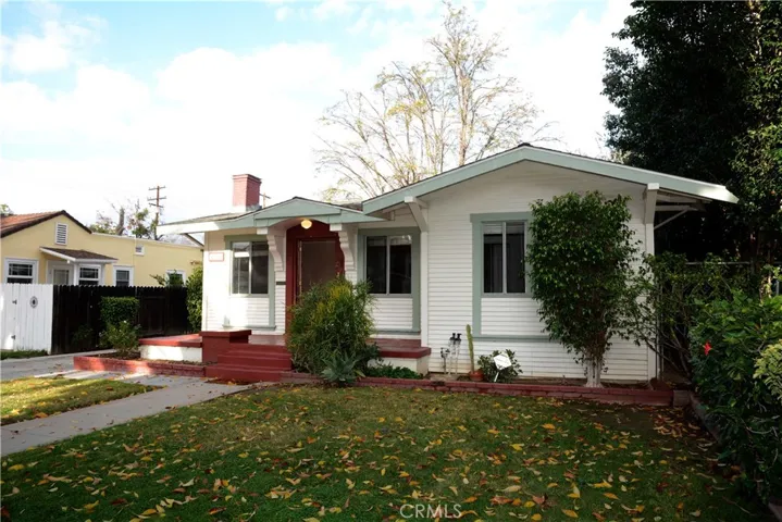 3739 Linwood Place, Riverside, California 92506