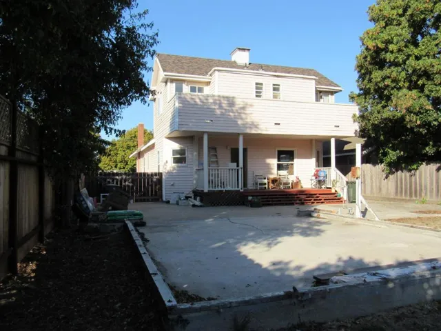 36 Pine Street, Salinas, California 93901