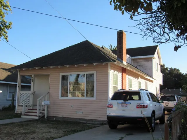36 Pine Street, Salinas, California 93901