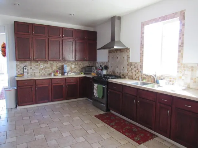 36 Pine Street, Salinas, California 93901