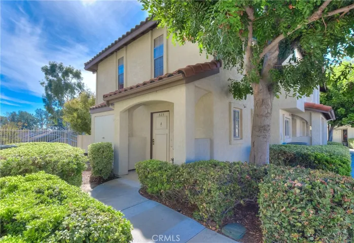 23315 La Crescenta A, Mission Viejo, California 92691