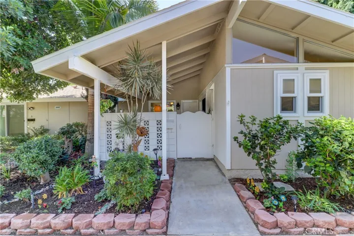 444 Avenida Sevilla C, Laguna Woods, California 92637