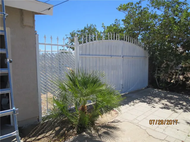 16711 Las Palmas Street, Hesperia, California 92345