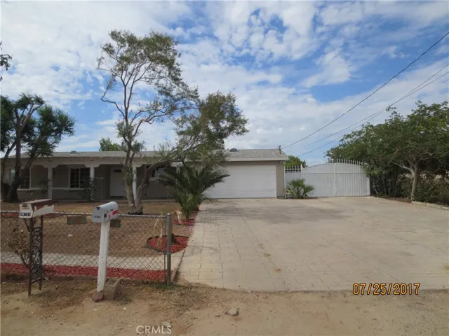 16711 Las Palmas Street, Hesperia, California 92345