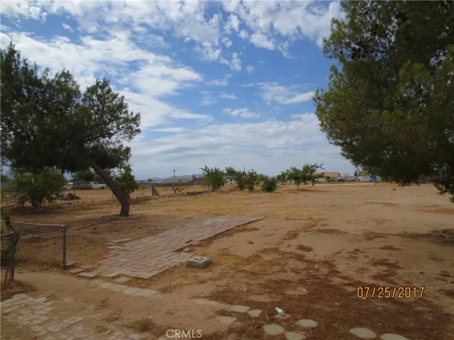 16711 Las Palmas Street, Hesperia, California 92345