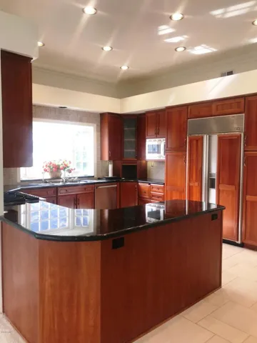 1 Kitchen