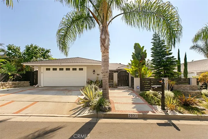 Living the dream!  Single loaded street, Ocean views from entertainers yard with Pool, Spa and Cabana!  Super private, spectacular indoor/outdoor living!
