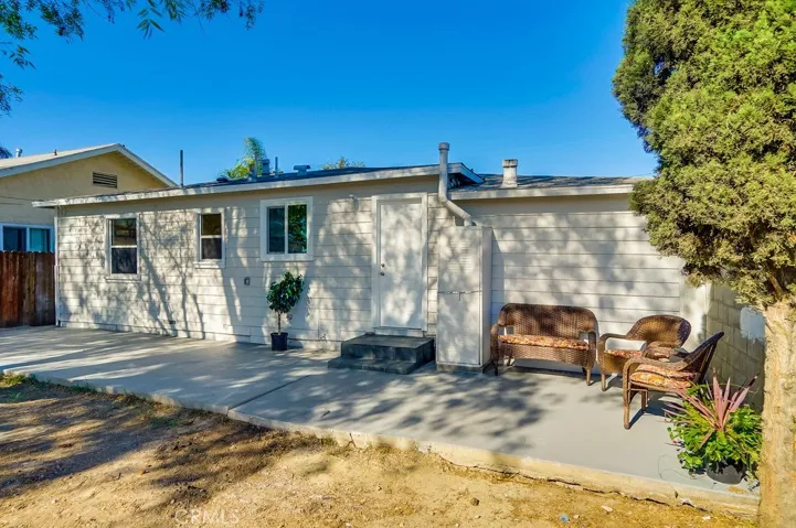 250 Grace Avenue, La Habra, California 90631