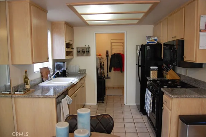 121 S Broadway, Redondo Beach, California 90277