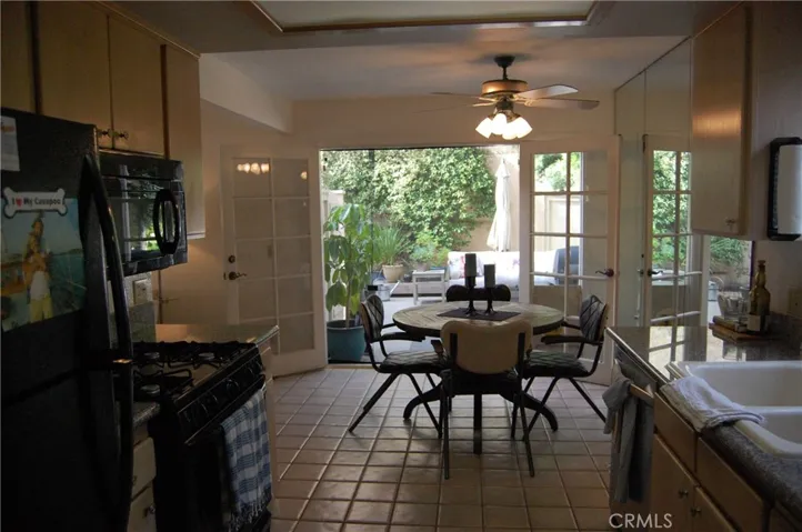 121 S Broadway, Redondo Beach, California 90277