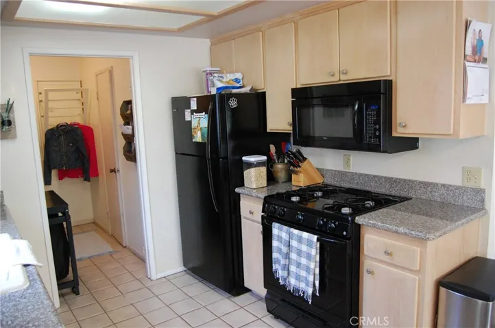 121 S Broadway, Redondo Beach, California 90277