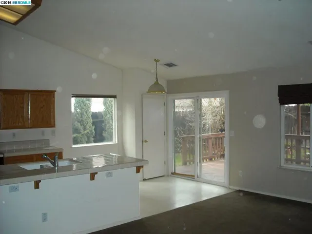 1324 Walnut Meadows Dr, Oakley, California 94561